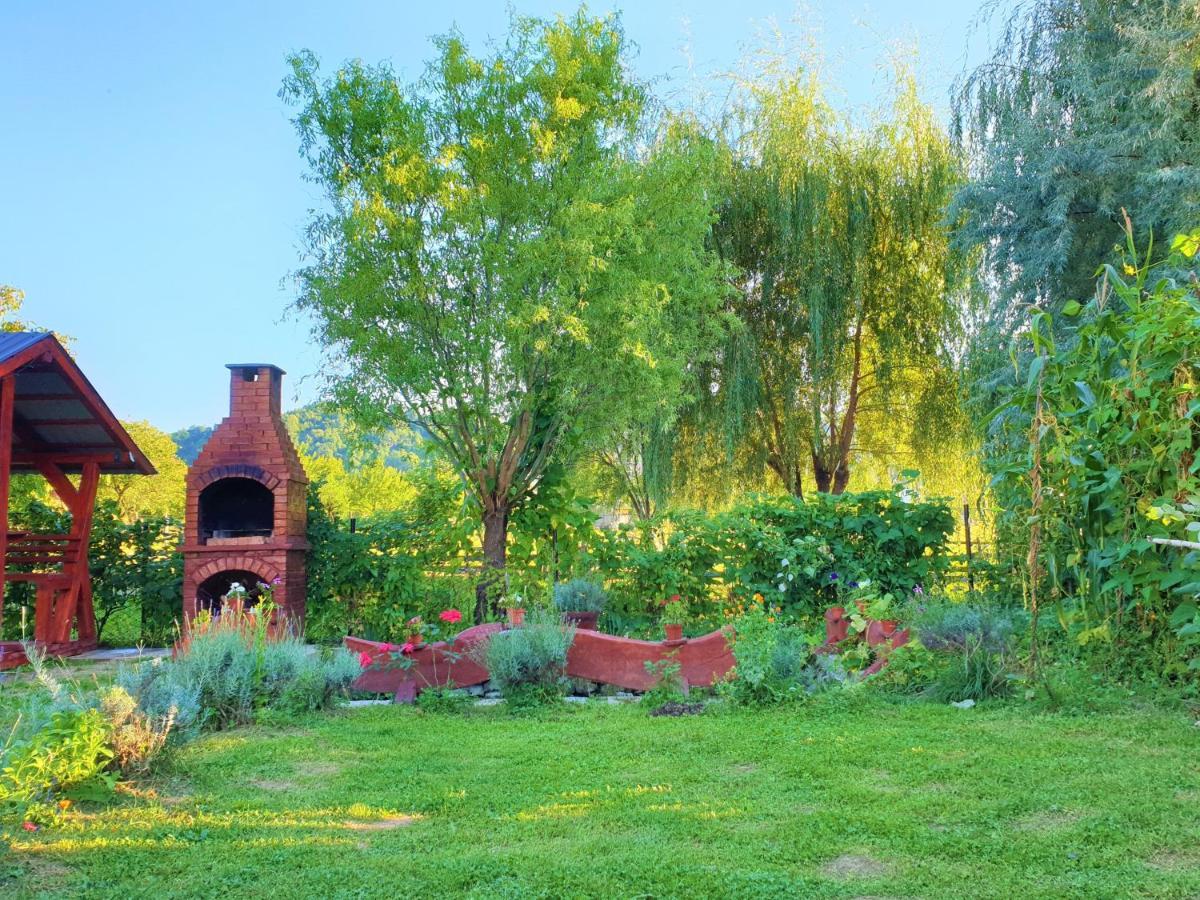 Casa Maria Guest House Prundul Birgaului ภายนอก รูปภาพ